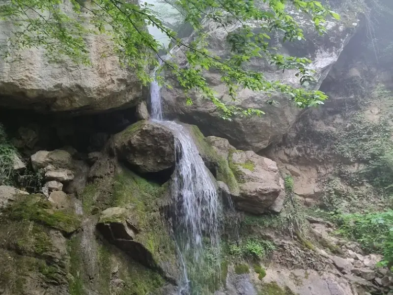 آبشار خاک پیرزن - تصویر 12