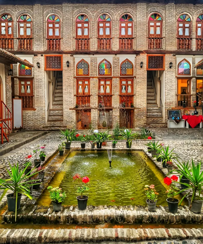 خانه امیر لطیفی - تصویر 2