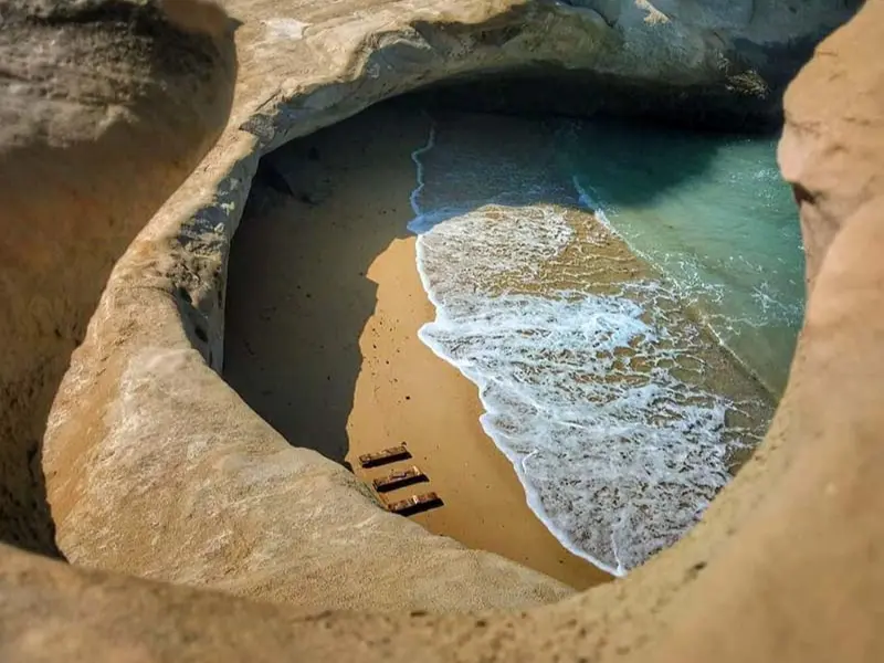 ساحل نایبند