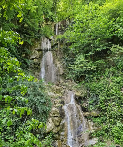 آبشار چلم زرین گل، گلستان