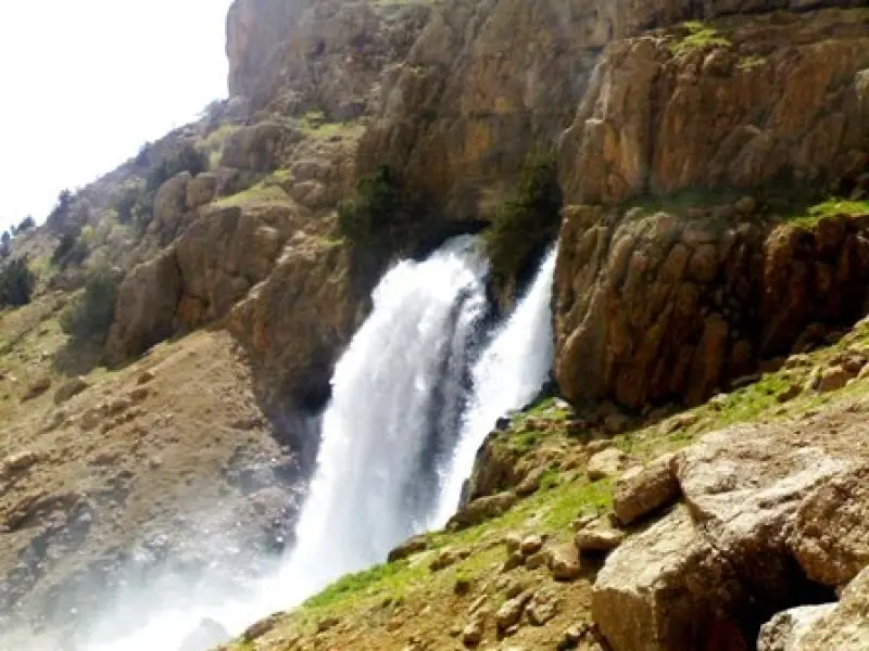 آبشار چکان - تصویر 2