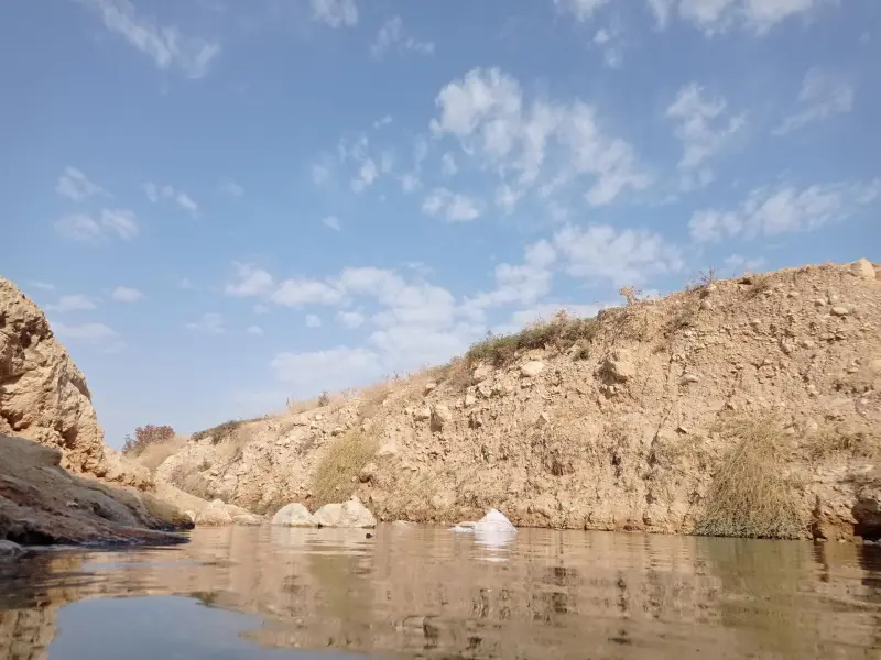 چشمه آب معدنی مهمانک
