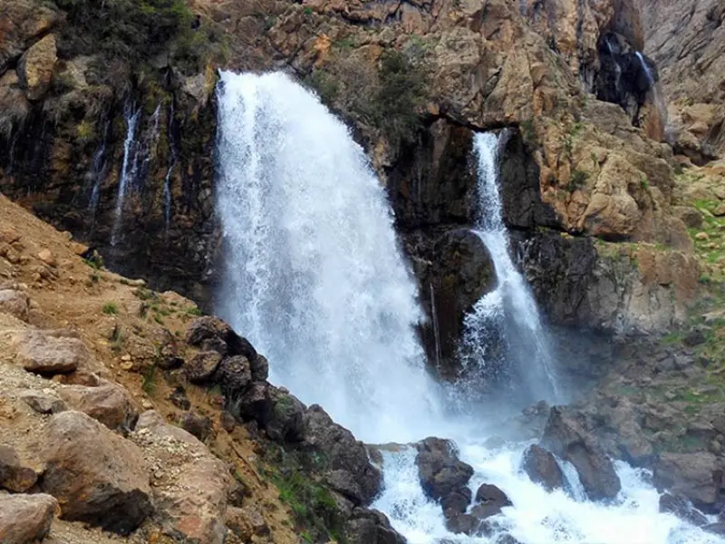 آبشار چکان