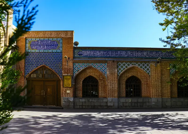مسجد میرزا علی‌اکبر - تصویر 1