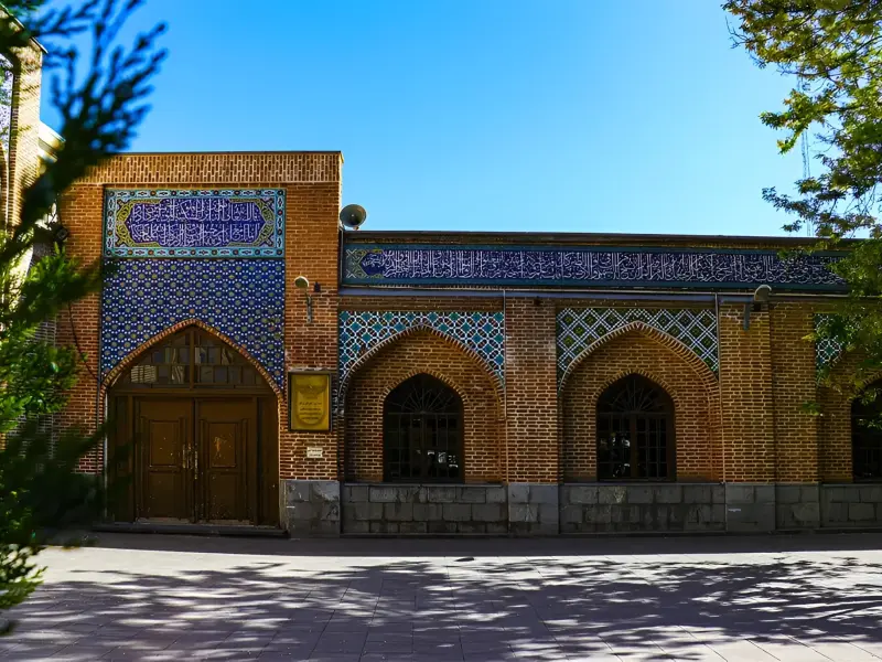 مسجد میرزا علی‌اکبر - تصویر 1
