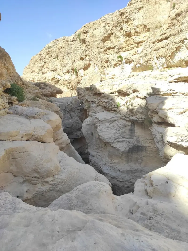 تنگ سیریدون - تصویر 1