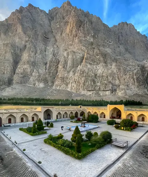 کاروانسرای شاه‌ عباسی بیستون، کرمانشاه