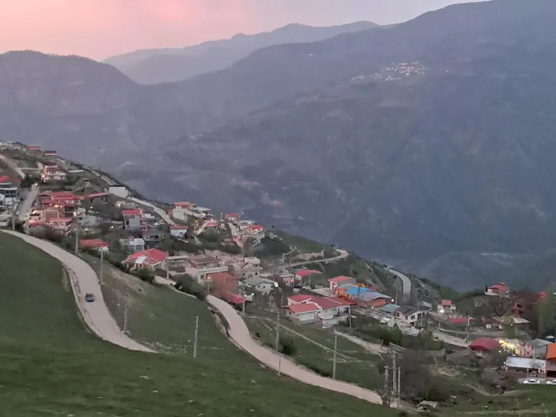 روستای پاقلعه