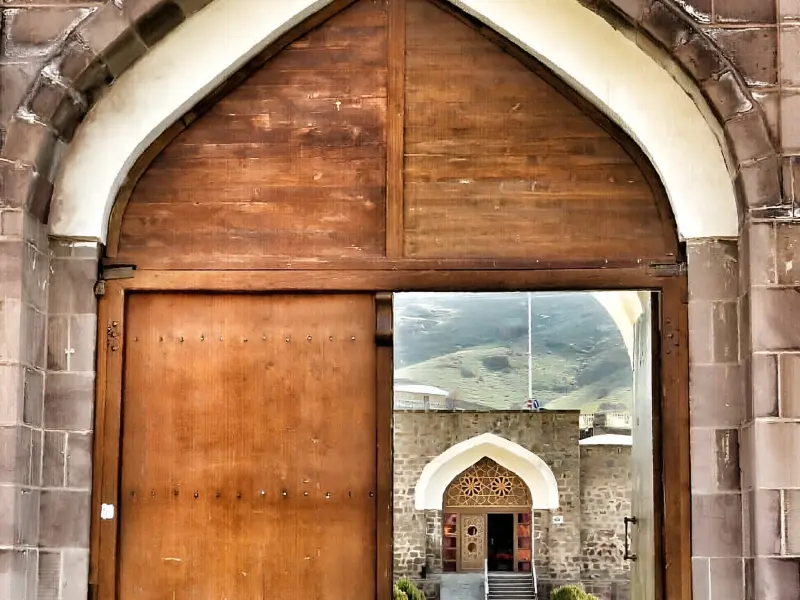 کاروانسرای خواجه نظر - تصویر 3