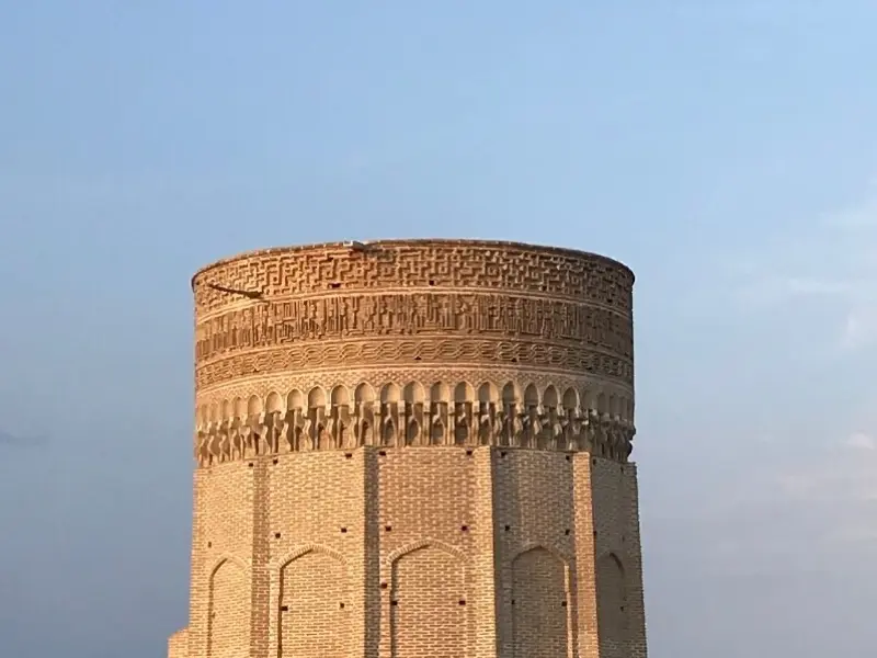 برج مهماندوست - تصویر 3