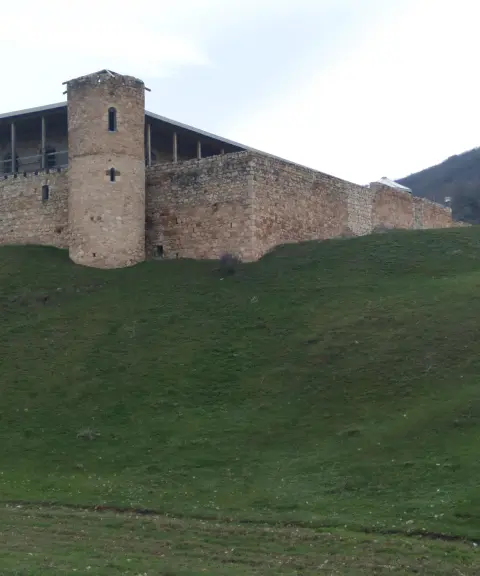 عمارت تومانیانس، آذربایجان شرقی