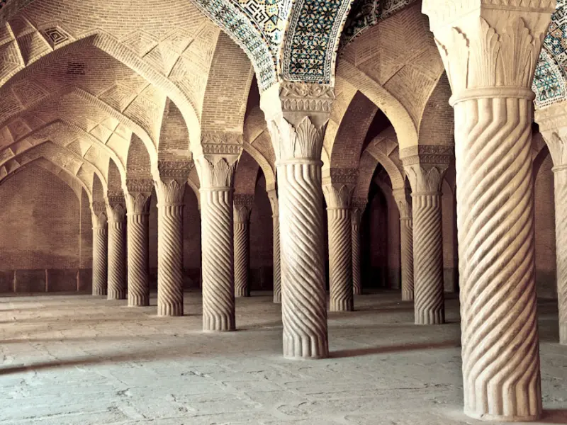 مسجد وکیل - تصویر 4