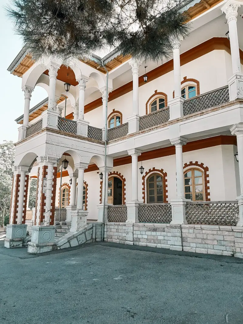 عمارت قصر یاقوت - تصویر 3