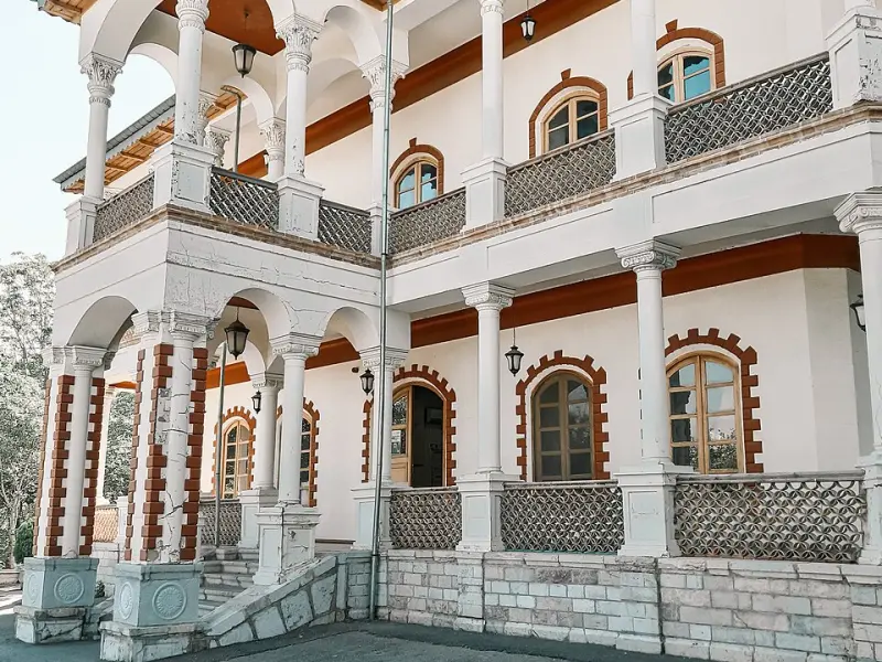 عمارت قصر یاقوت - تصویر 3
