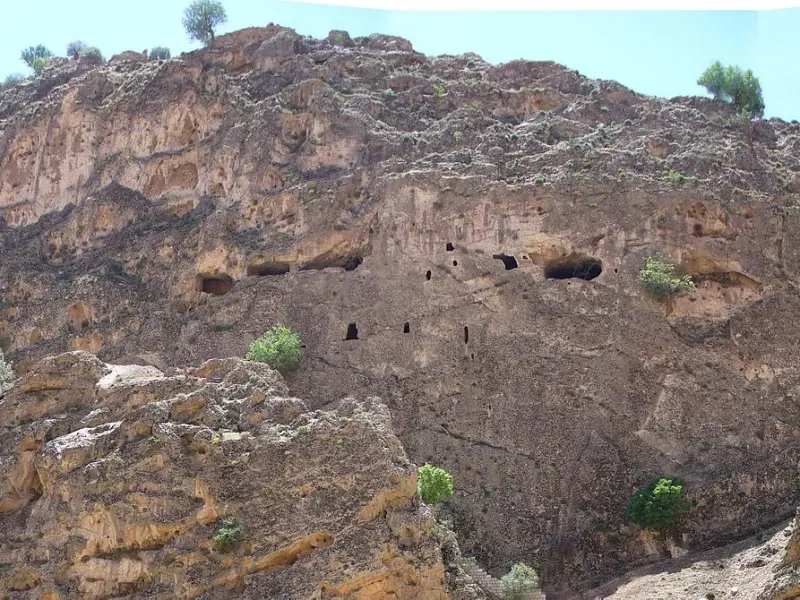 غار کوگان
