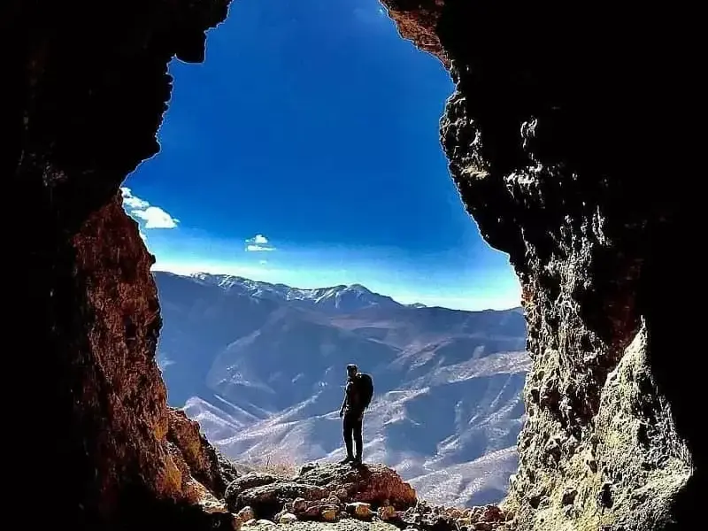 غار وقت ساعت
