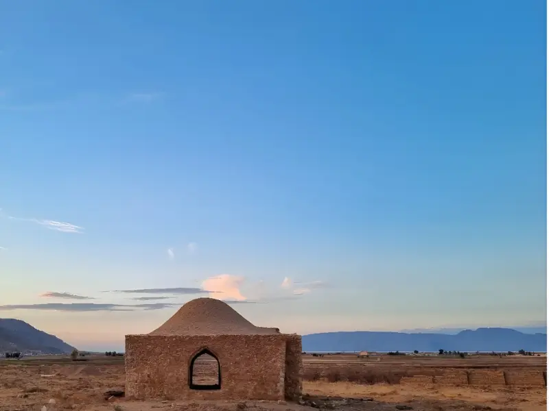 روستای ماه فرخان