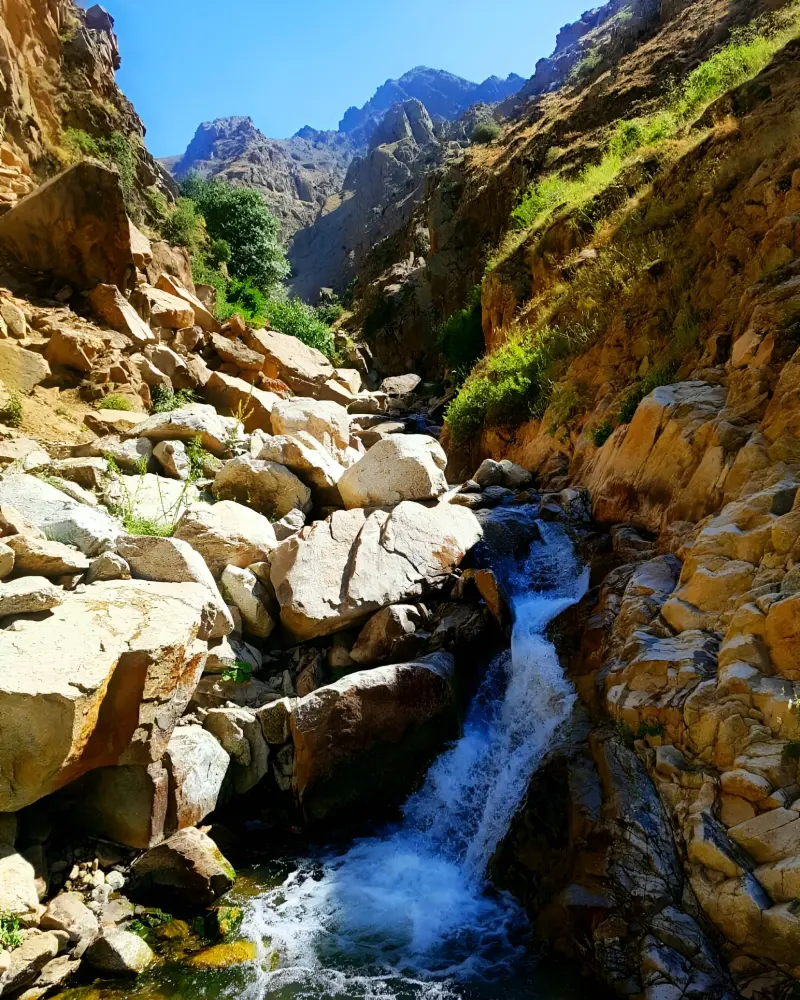 آبشار عیش آباد - تصویر 2