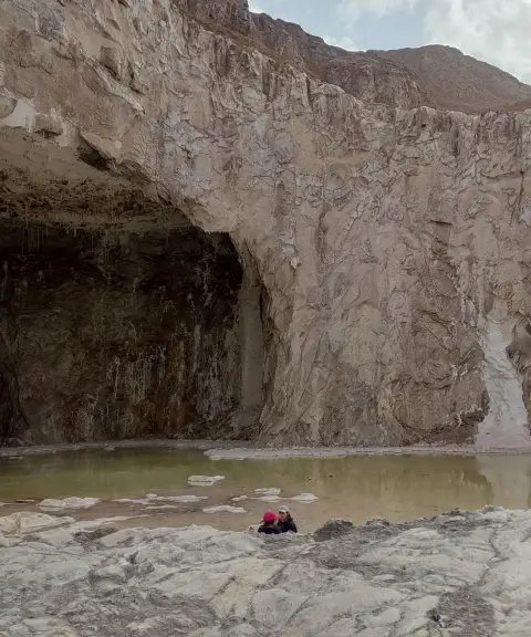 غار نمکی گرمسار، سمنان