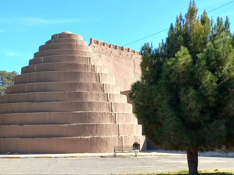 باغ بمید سیرجان
