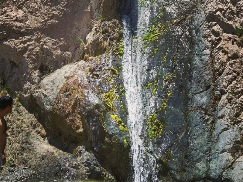 آبشار چنارستان بید‎