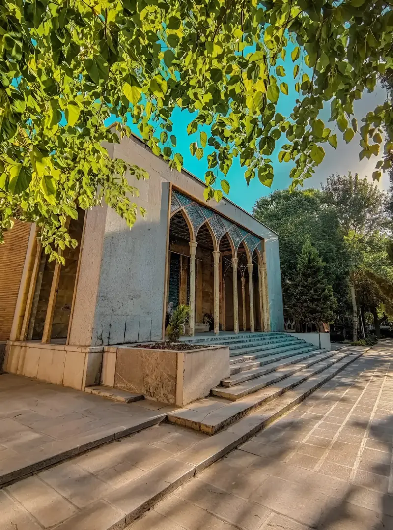 آرامگاه صائب تبریزی - تصویر 4