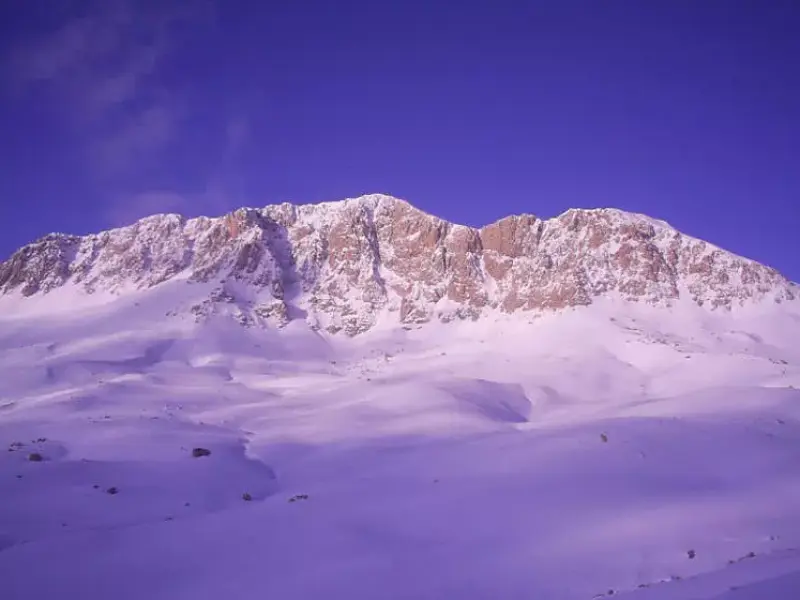 قله بینالود - تصویر 1