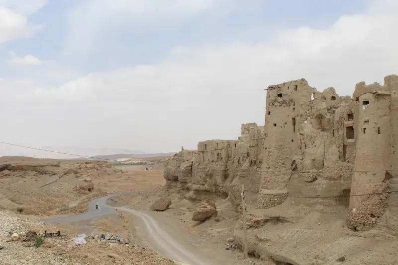 قلعه ایزدخواست - تصویر 3