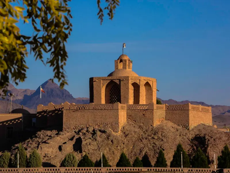 آرامگاه ابن حسام خوسفی
