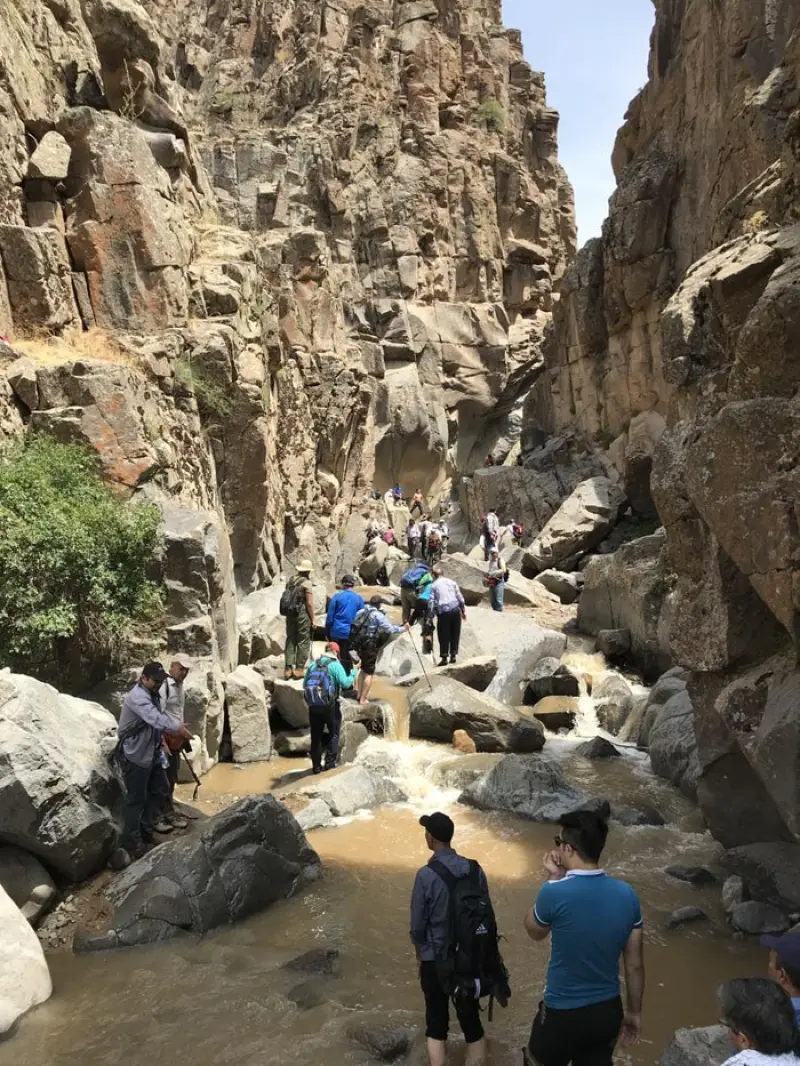 آبشار شرشر میراکی - تصویر 1