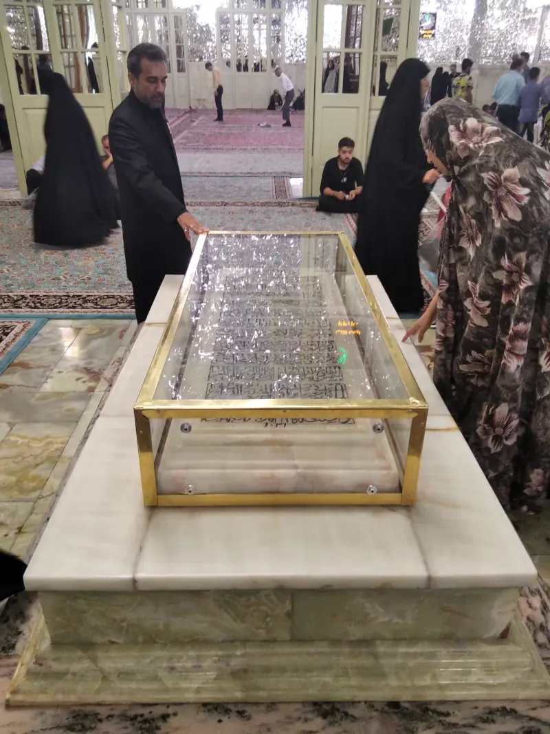 آرامگاه شیخ بهایی - تصویر 6