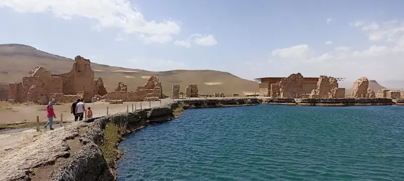 تخت سلیمان - تصویر 3