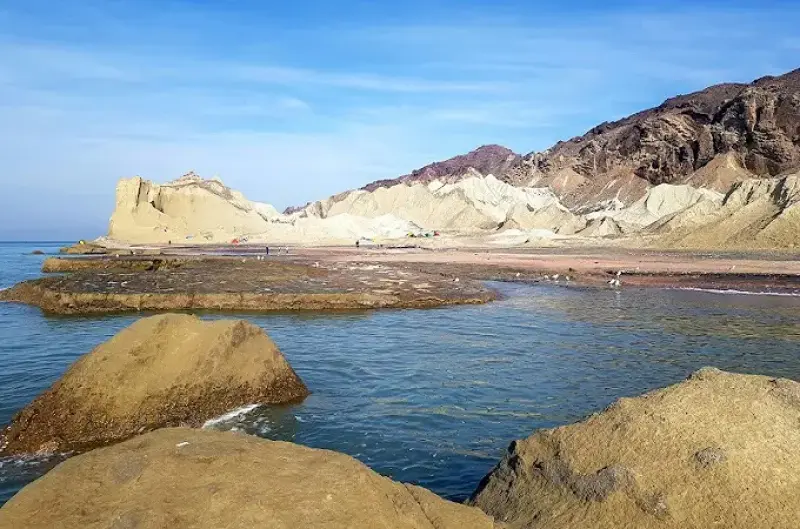 ساحل مفنق - تصویر 1