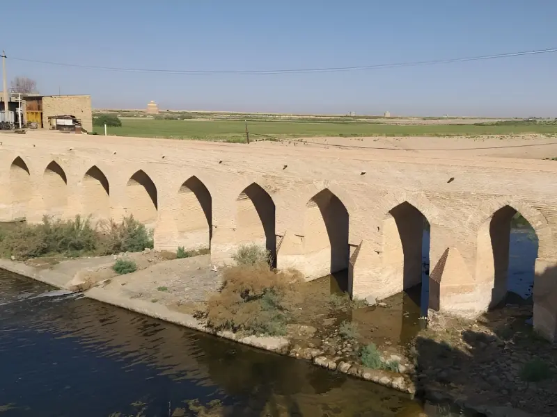 پل تاریخی اژیه