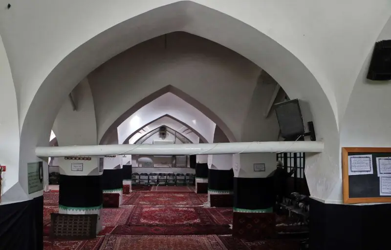 مسجد چهل ستون زنجان - تصویر 3