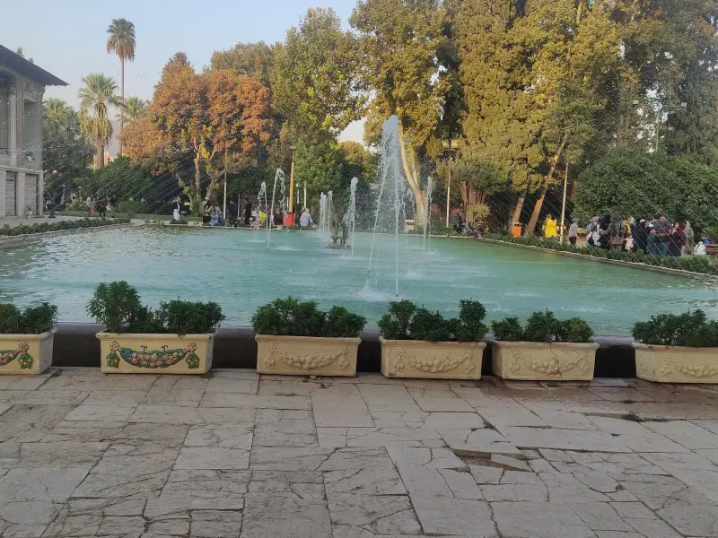 باغ عفیف آباد - تصویر 4