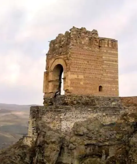 قلعه دیزبن، گیلان