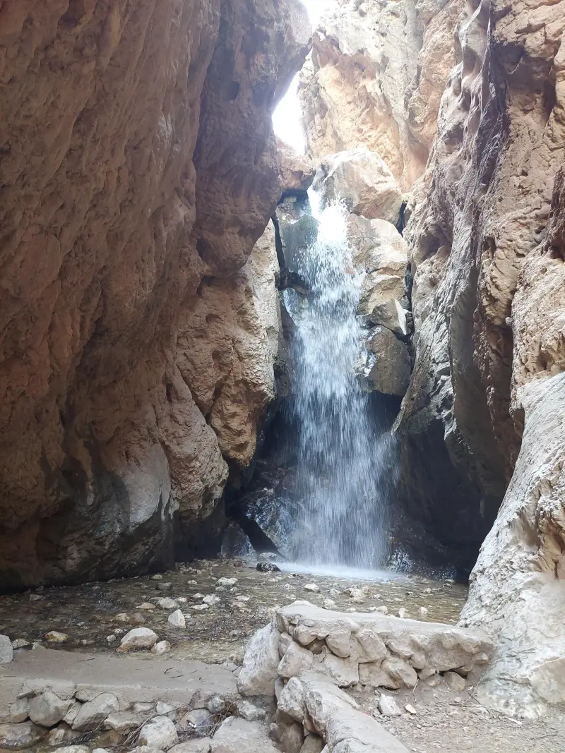 آبشار تنگه داستان - تصویر 3