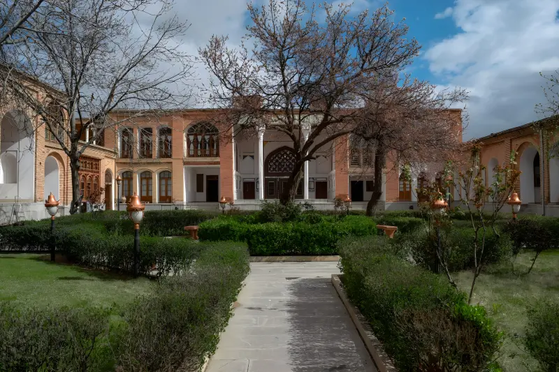 عمارت آصف وزیری - تصویر 1