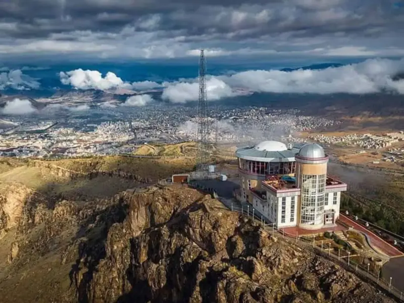 بام لرستان