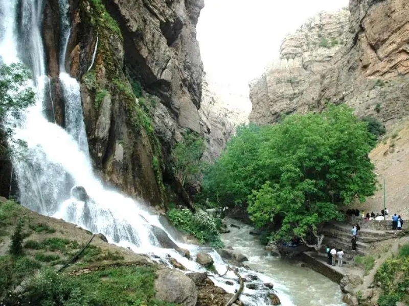 آبشار چکان - تصویر 3