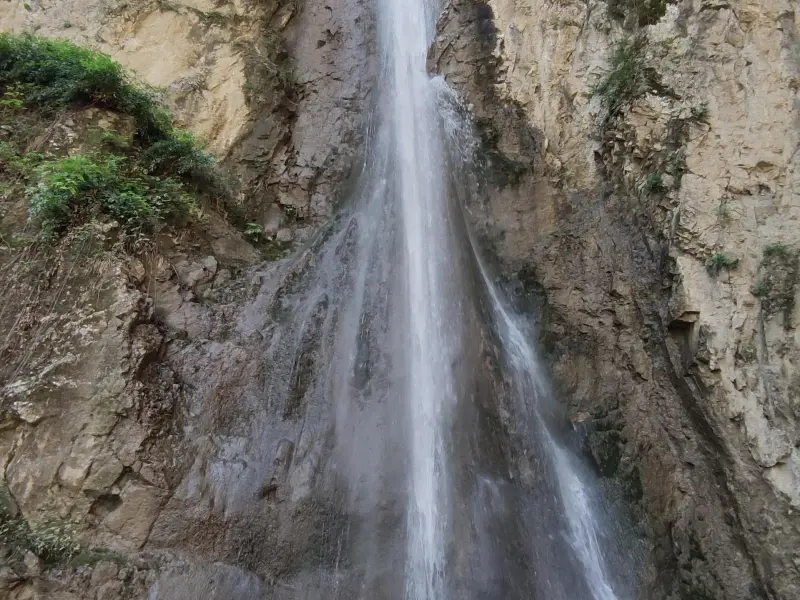آبشار زیارت - تصویر 7