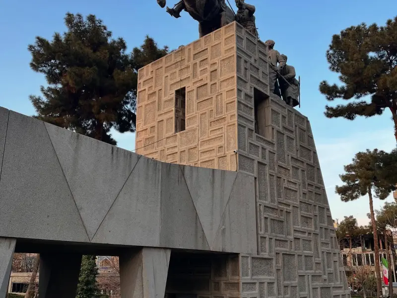 آرامگاه نادرشاه - تصویر 3