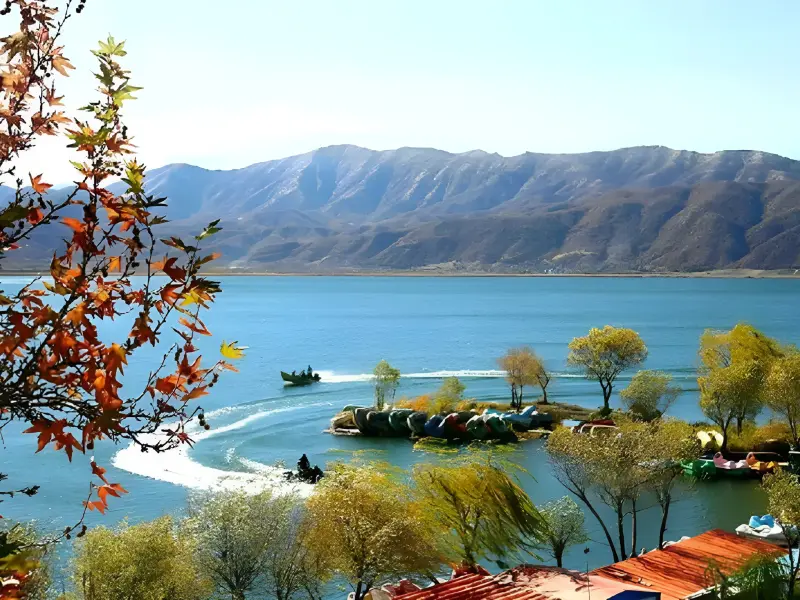 پارک ساحلی زریوار