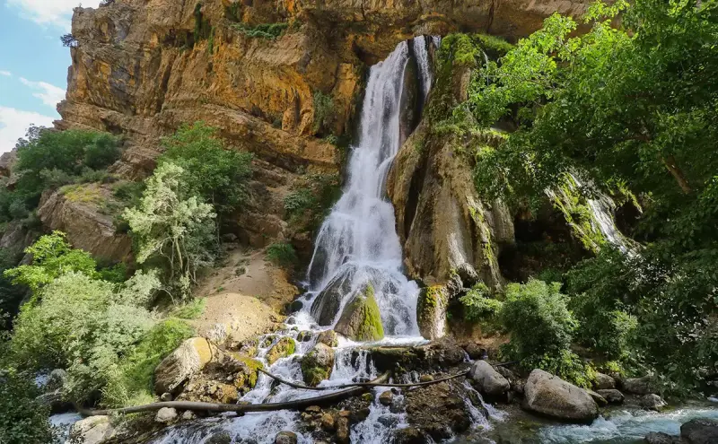 آبشار آب سفید - تصویر 1
