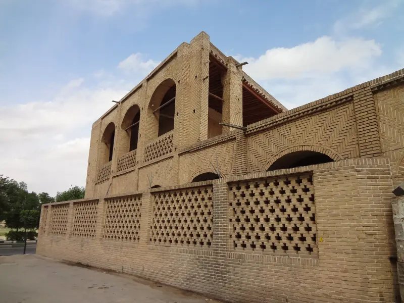 سرای معین التجار - تصویر 1