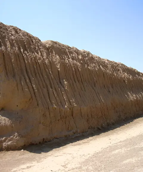 دیوار بارو، سمنان