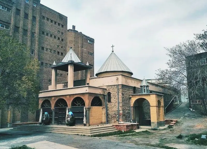 کلیسای مریم مقدس تبریز - تصویر 4