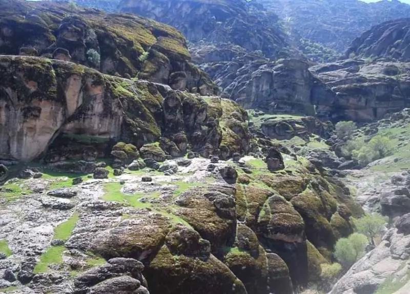 تنگه شبیخون - تصویر 1