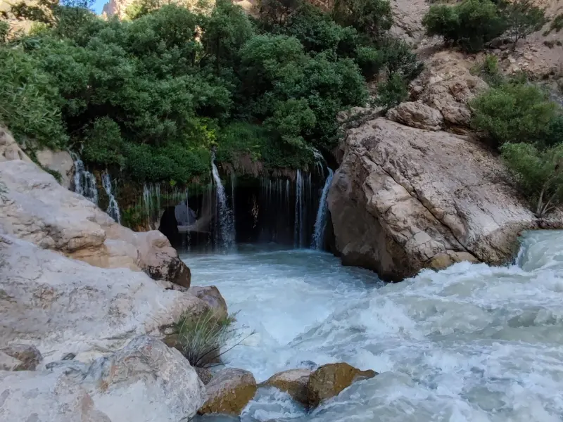 آبشار آب ملخ - تصویر 4